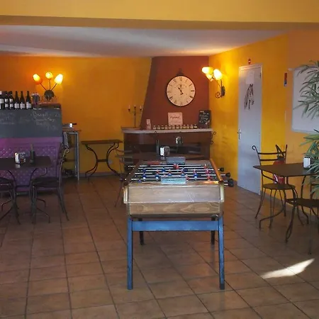 Bed & Breakfast Le Bistrot De La Place Bourg-Madame